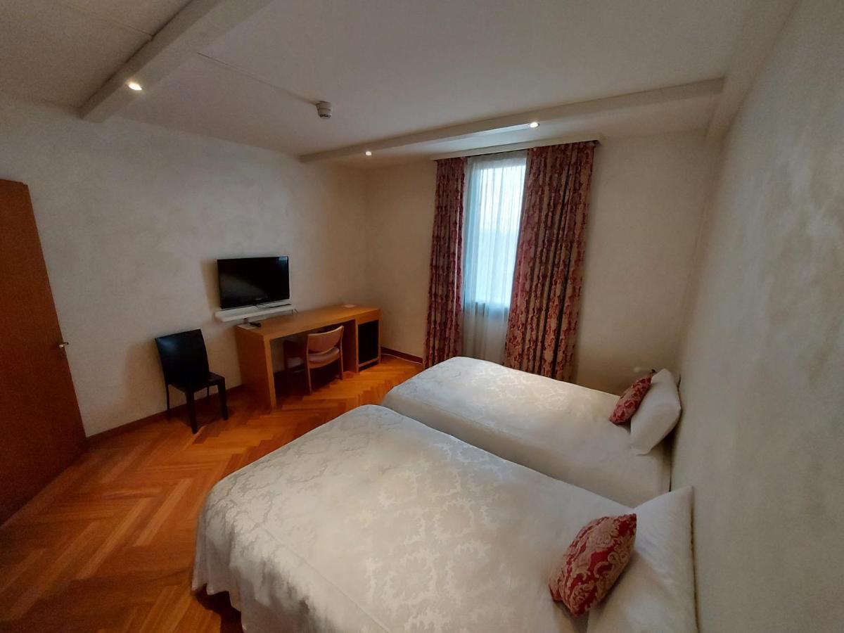 Hotel Posta 77 San Giorgio In Bosco Luaran gambar