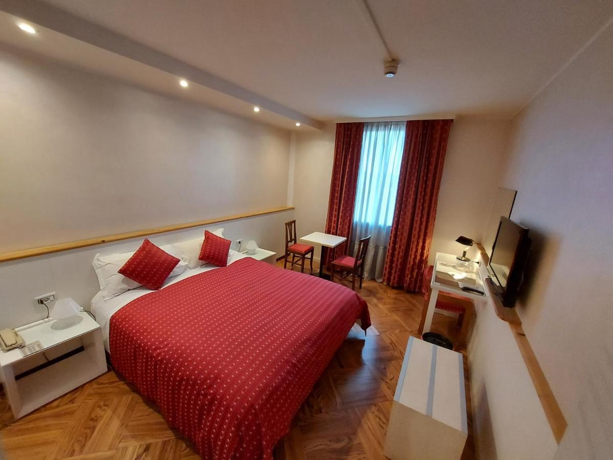 Hotel Posta 77 San Giorgio In Bosco Luaran gambar