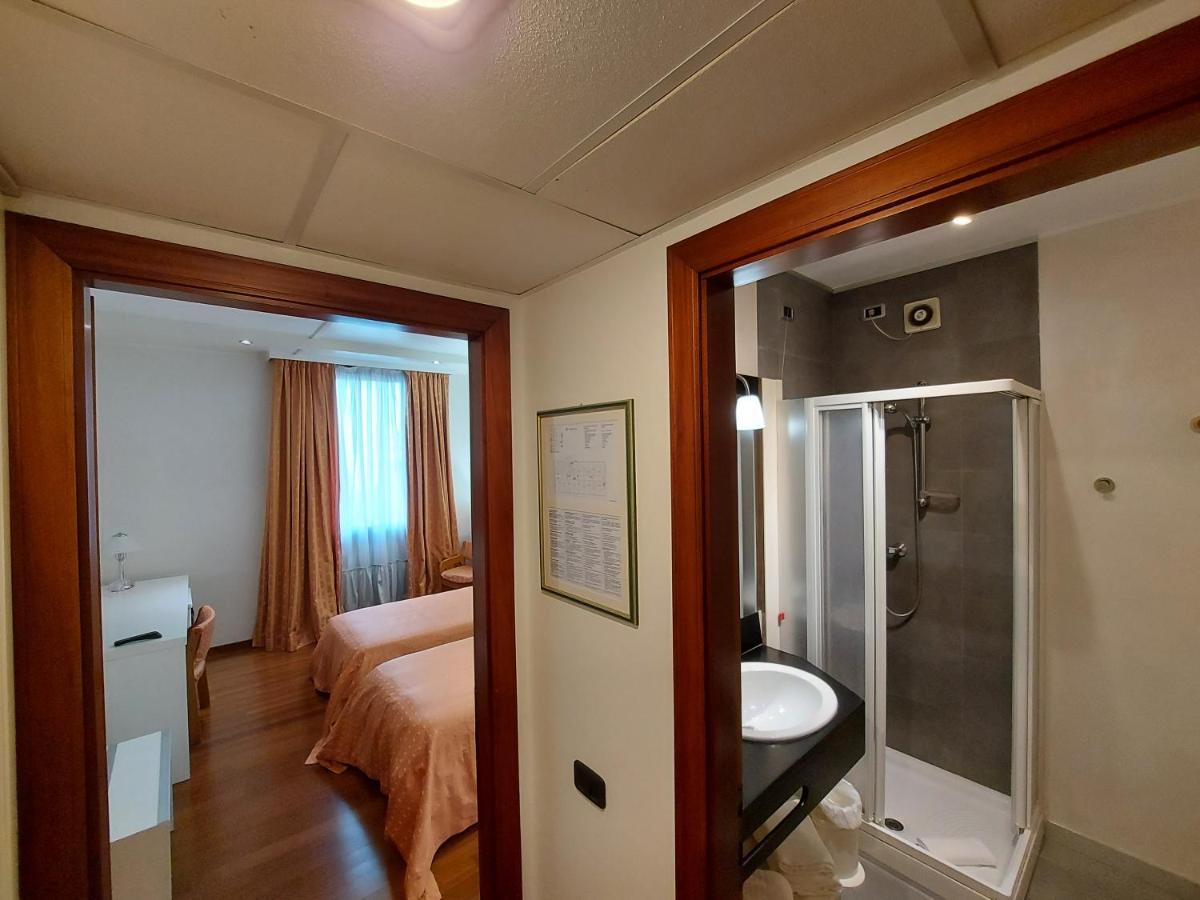 Hotel Posta 77 San Giorgio In Bosco Luaran gambar