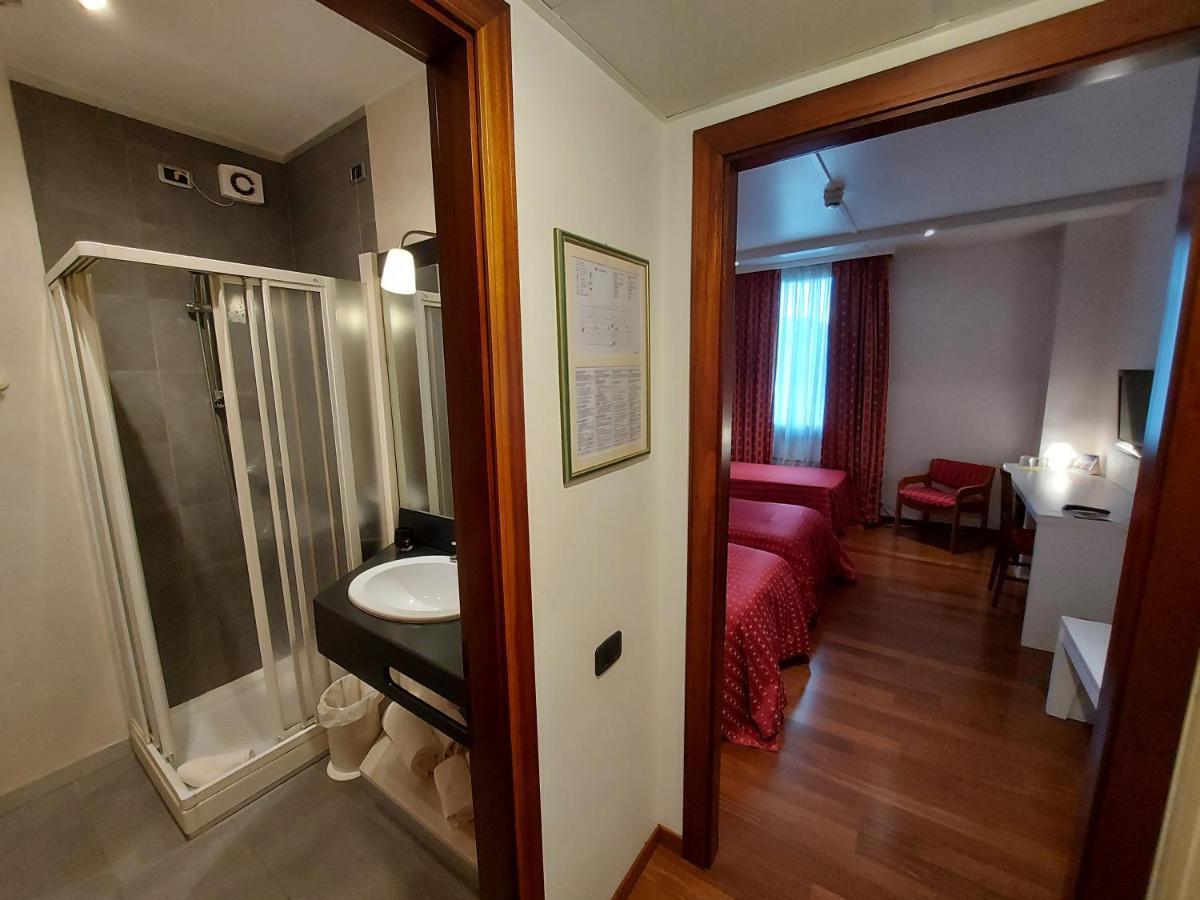Hotel Posta 77 San Giorgio In Bosco Luaran gambar