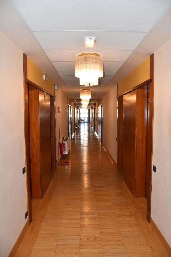 Hotel Posta 77 San Giorgio In Bosco Luaran gambar