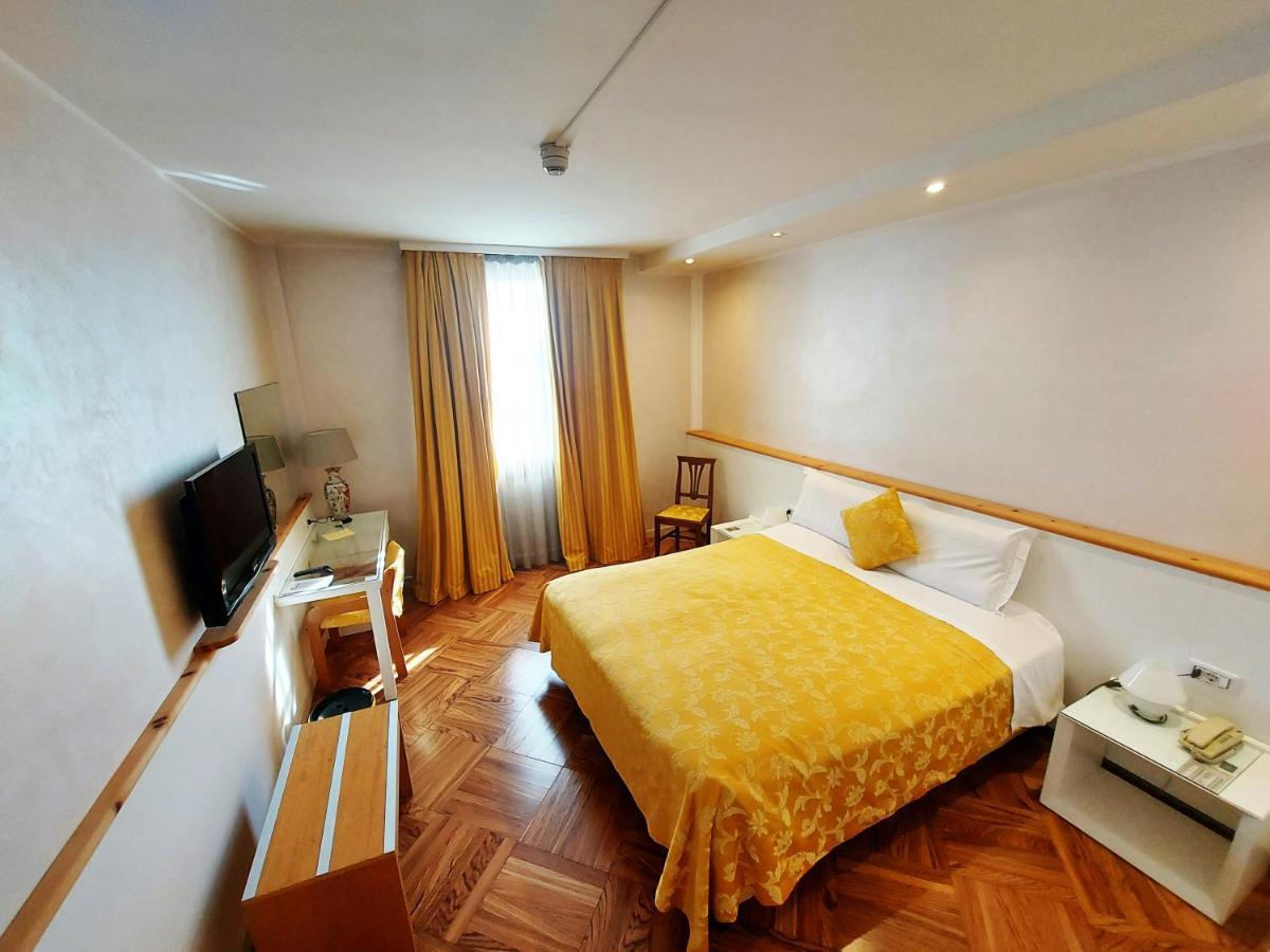 Hotel Posta 77 San Giorgio In Bosco Luaran gambar